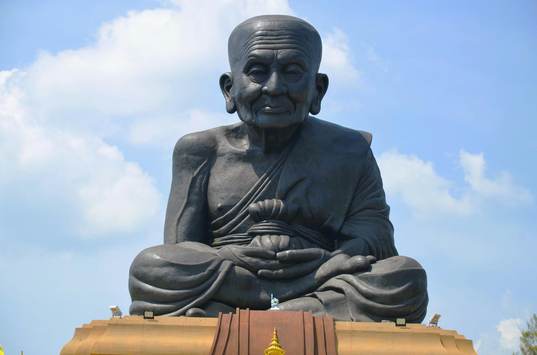 Tại Sao Phật Pháp Lại Quan Trọng Trong Cuộc Sống Hiện Đại?