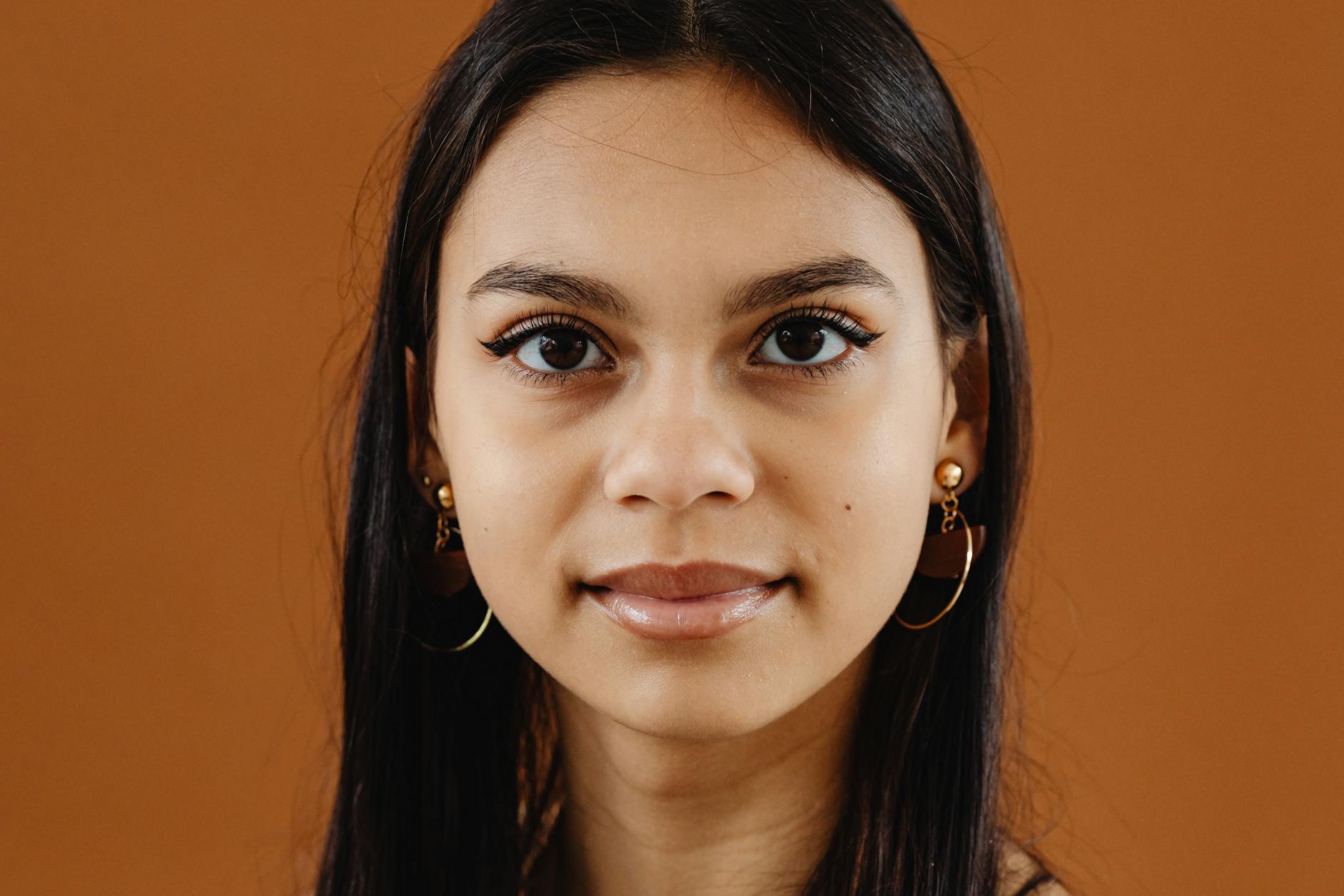 Giải Mã Bí Ẩn Vận Mệnh Qua Tướng Khuôn Mặt: Từ A Đến Z Cho Người Mới Bắt Đầu 9 Tướng Khuôn Mặt Là Gì? Tại Sao Nó Lại Quan Trọng?