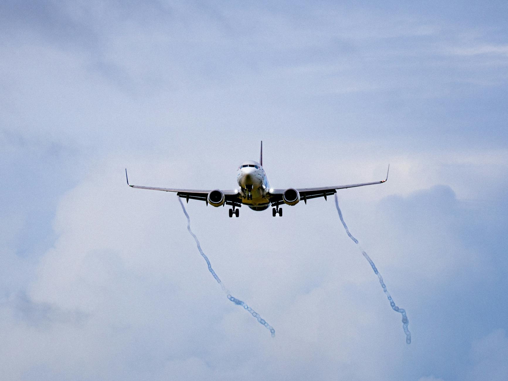 Nhân Quả Báo Ứng: 3 Câu Chuyện Tâm Linh Khiến Bạn Phải Suy Ngẫm 9 Lời mở đầu: Gieo nhân nào, gặt quả ấy - Chân lý ngàn đời