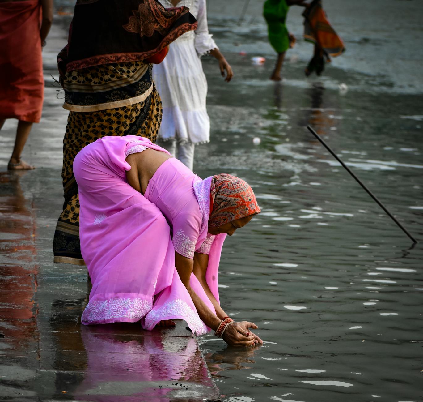 Sức Mạnh Của Niềm Tin: Những Câu Chuyện Tâm Linh Vượt Qua Mọi Khó Khăn 10 Niềm Tin: Định Nghĩa và Vai Trò Trong Cuộc Sống