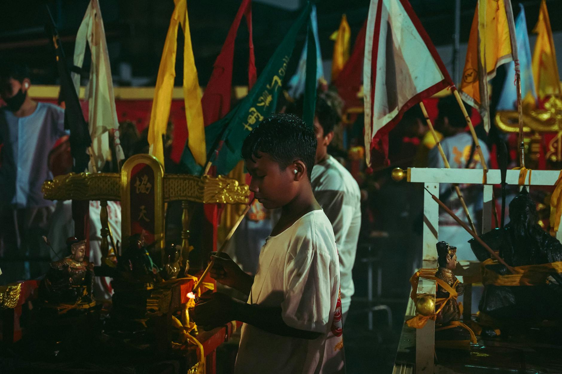 Tu Tập Tâm Linh: Hành Trình Tìm Về Bản Ngã, An Yên Nội Tâm 11 Các Phương Pháp Tu Tập Tâm Linh Hiệu Quả