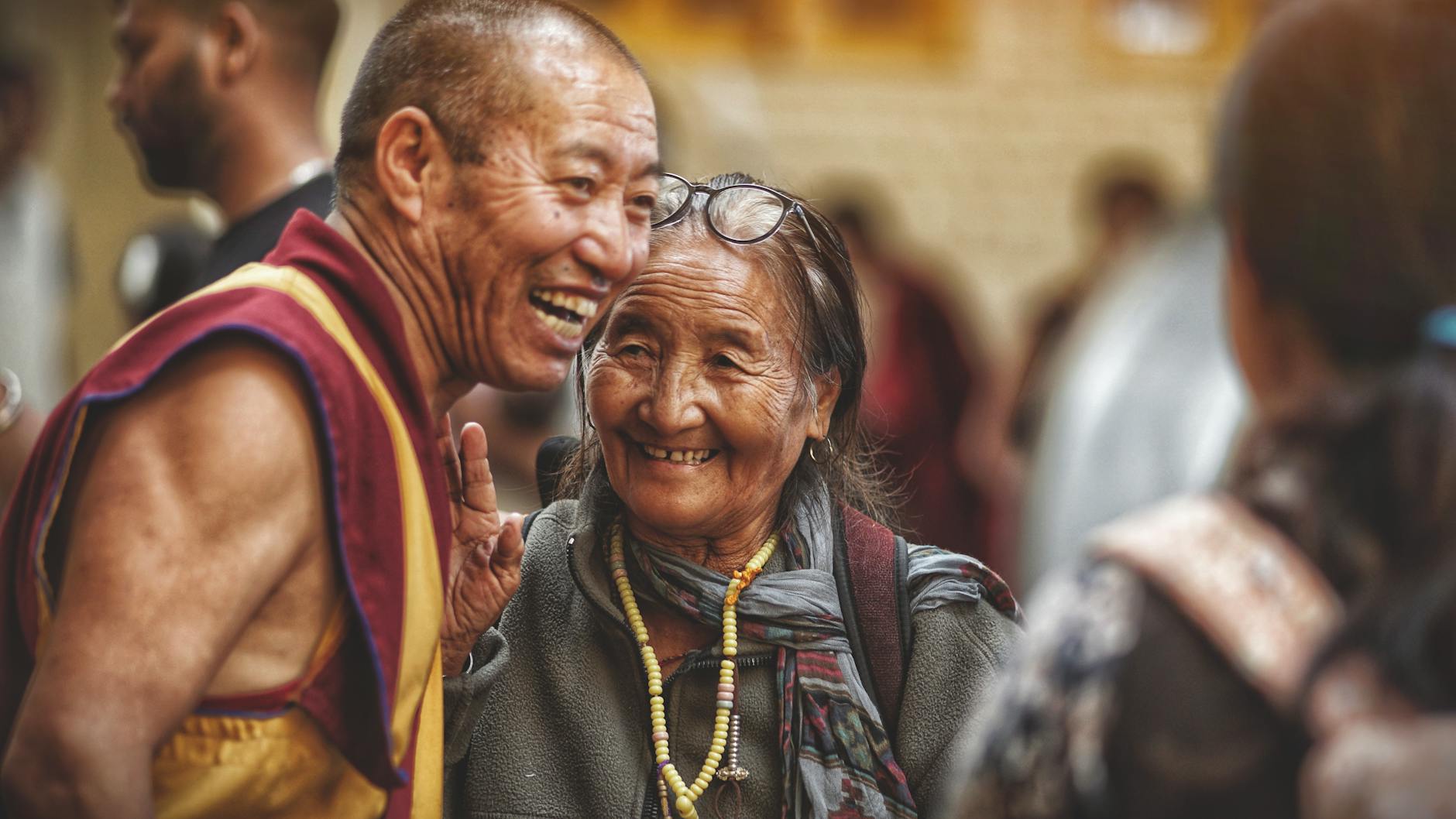 Những Câu Chuyện Tâm Linh Về Từ Bi Hỷ Xả: Nguồn Cảm Hứng Vô Tận