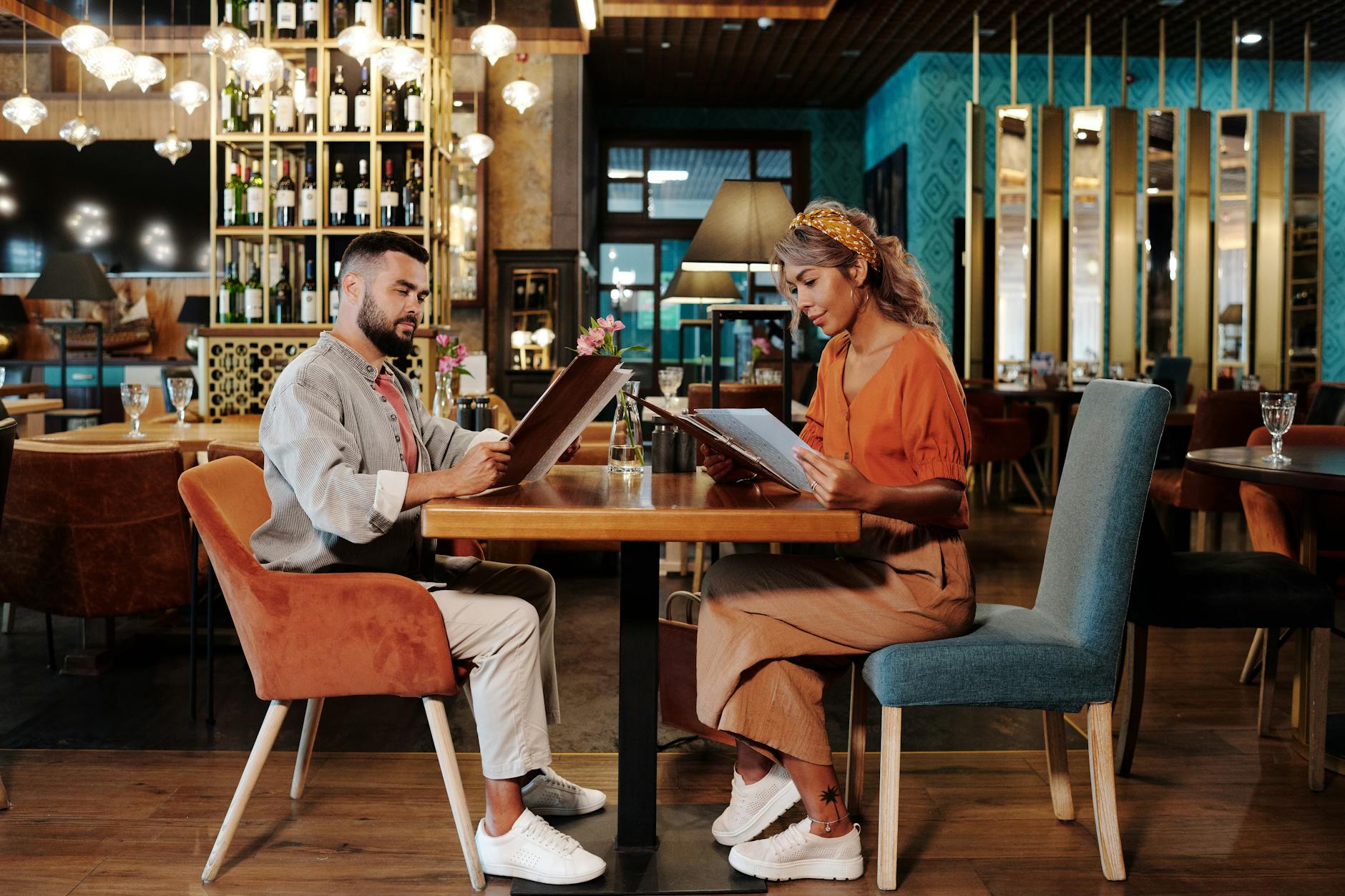 Giải mã ngày tốt xấu: Cẩm nang chọn ngày cát tường cho mọi sự kiện quan trọng 11 Hướng dẫn chọn ngày tốt cho các sự kiện quan trọng