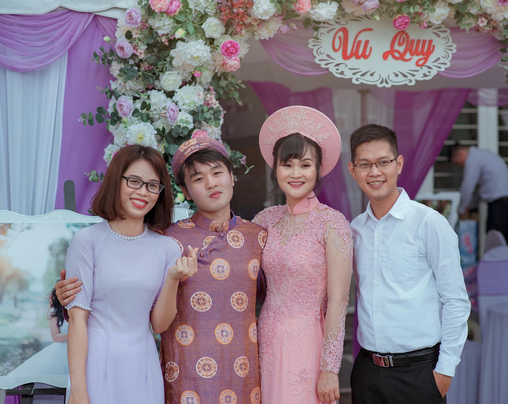 Sự khác biệt giữa xem ngày cưới hỏi miền Bắc, miền Trung và miền Nam 13 Tổng Quan Về Phong Tục Xem Ngày Cưới Hỏi Việt Nam